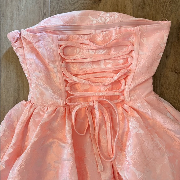 New Blush Pink Strapless Dress - Picture 9 of 10